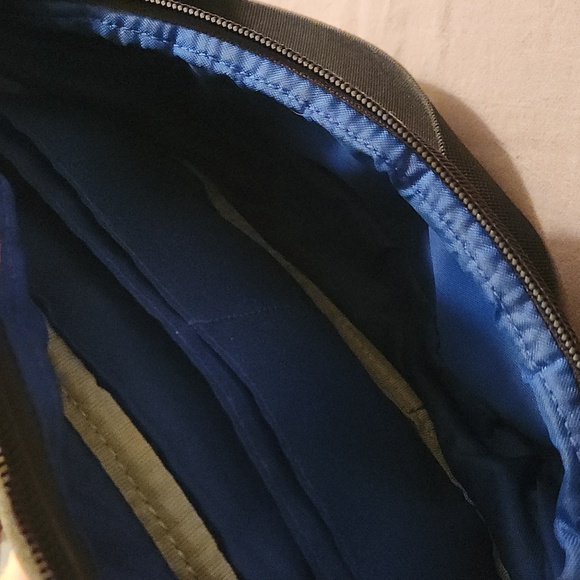 Under Armour gray and black belt bag unisex - Picture 6 of 7